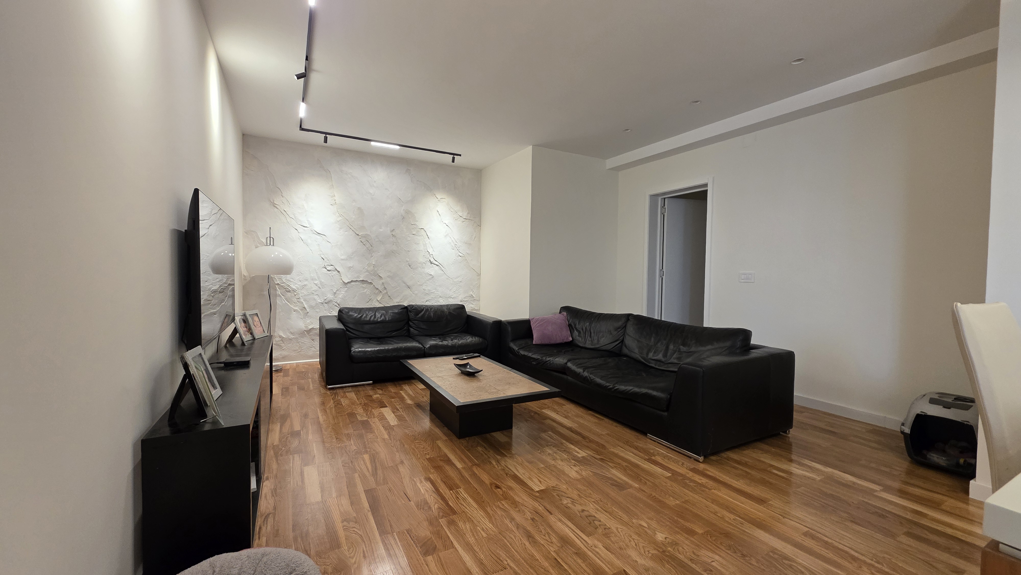 Rekonstrukcija stana: renoviranje i adaptacija stana na Dedinju