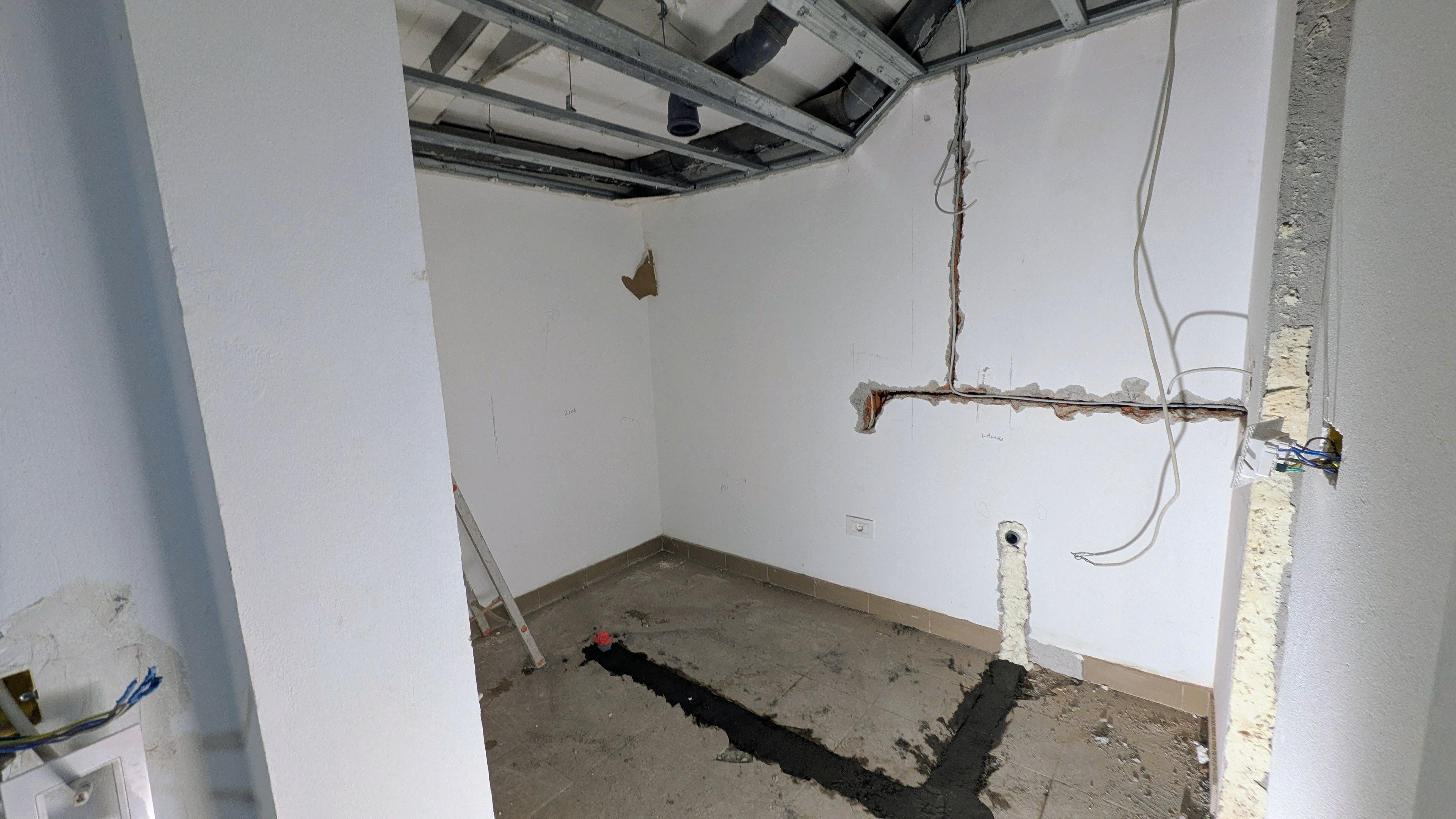 Rekonstrukcija stana: renoviranje i adaptacija stana na Dedinju