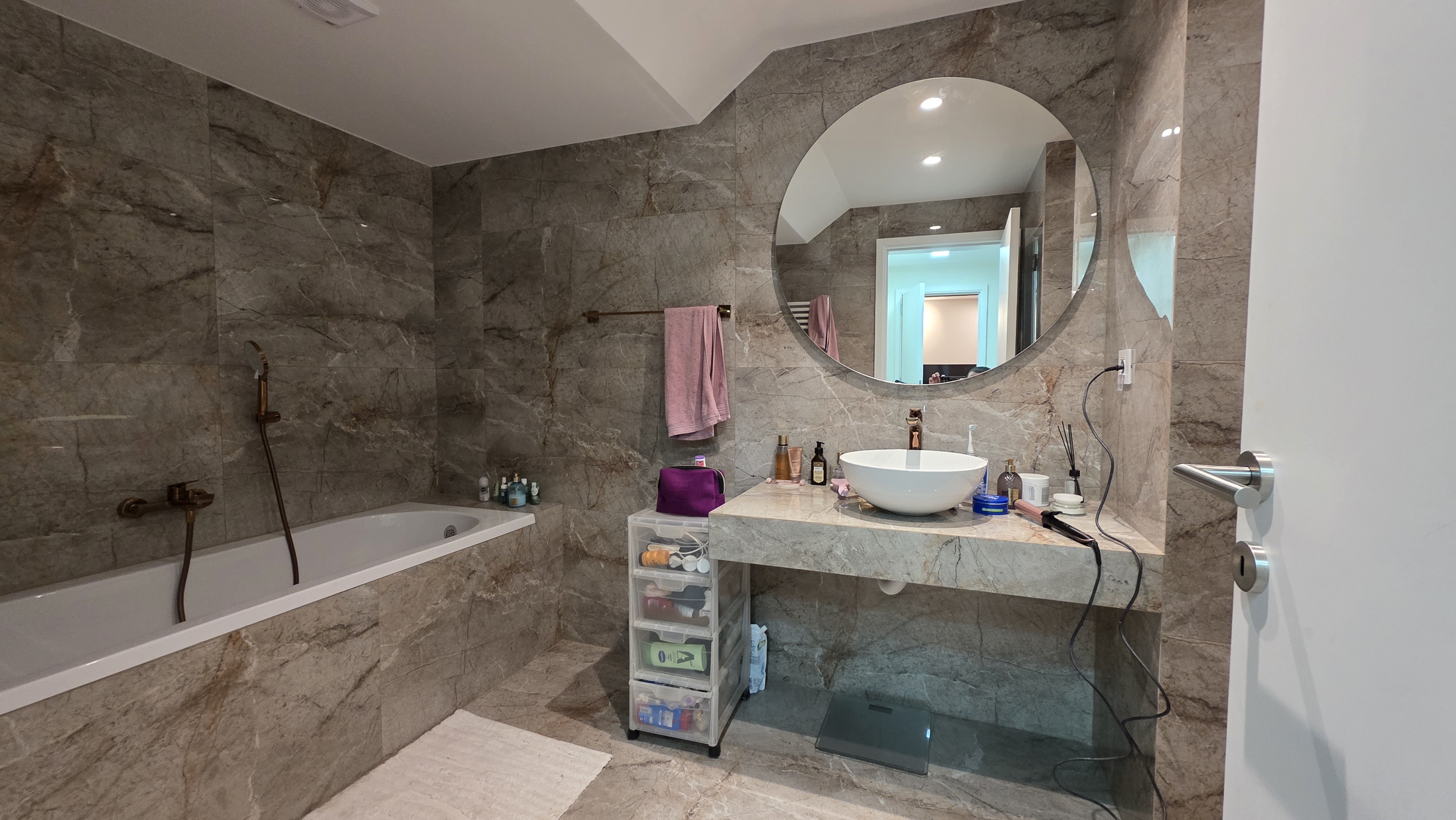 Rekonstrukcija stana: renoviranje i adaptacija stana na Dedinju