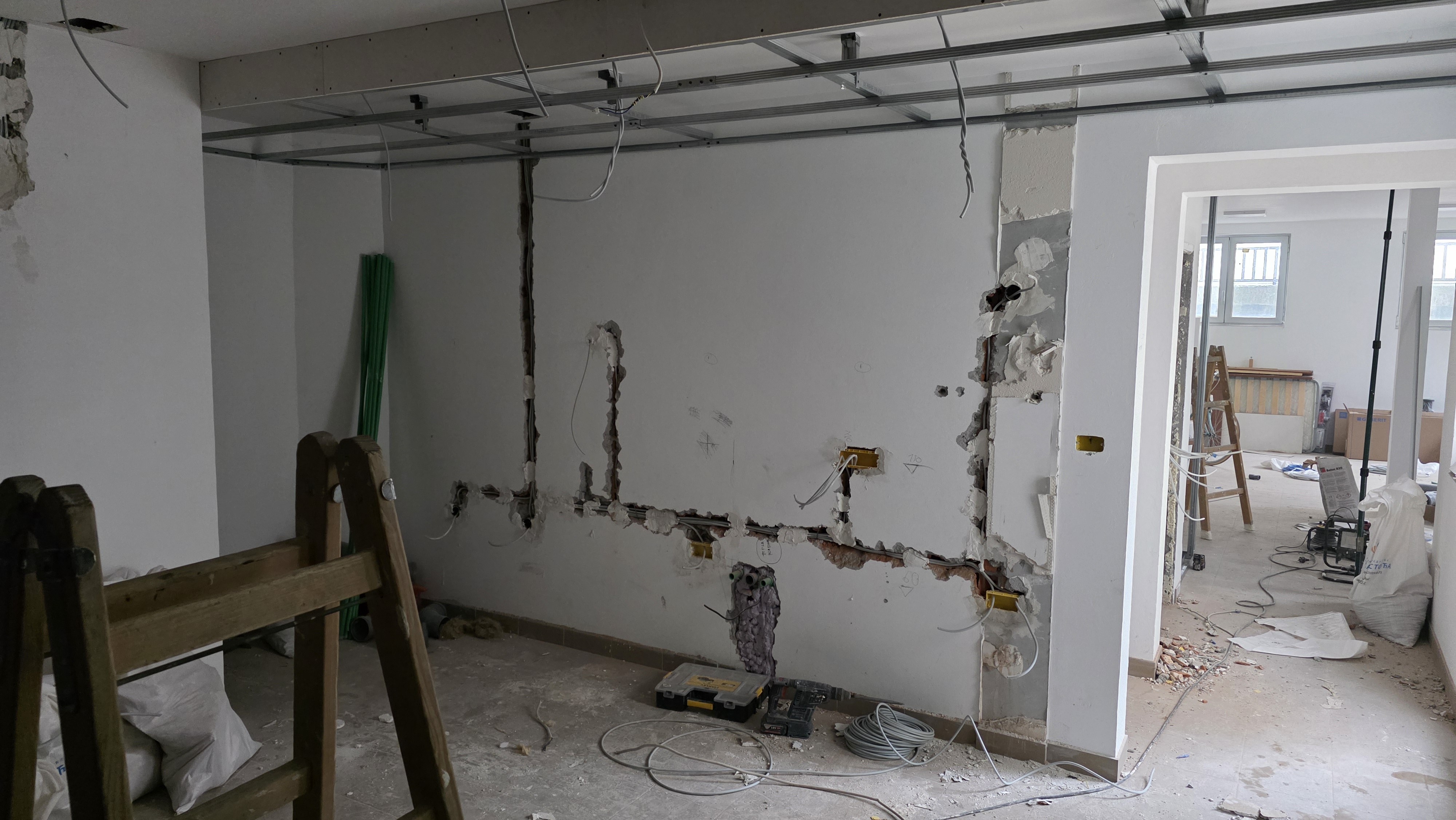 Rekonstrukcija stana: renoviranje i adaptacija stana na Dedinju