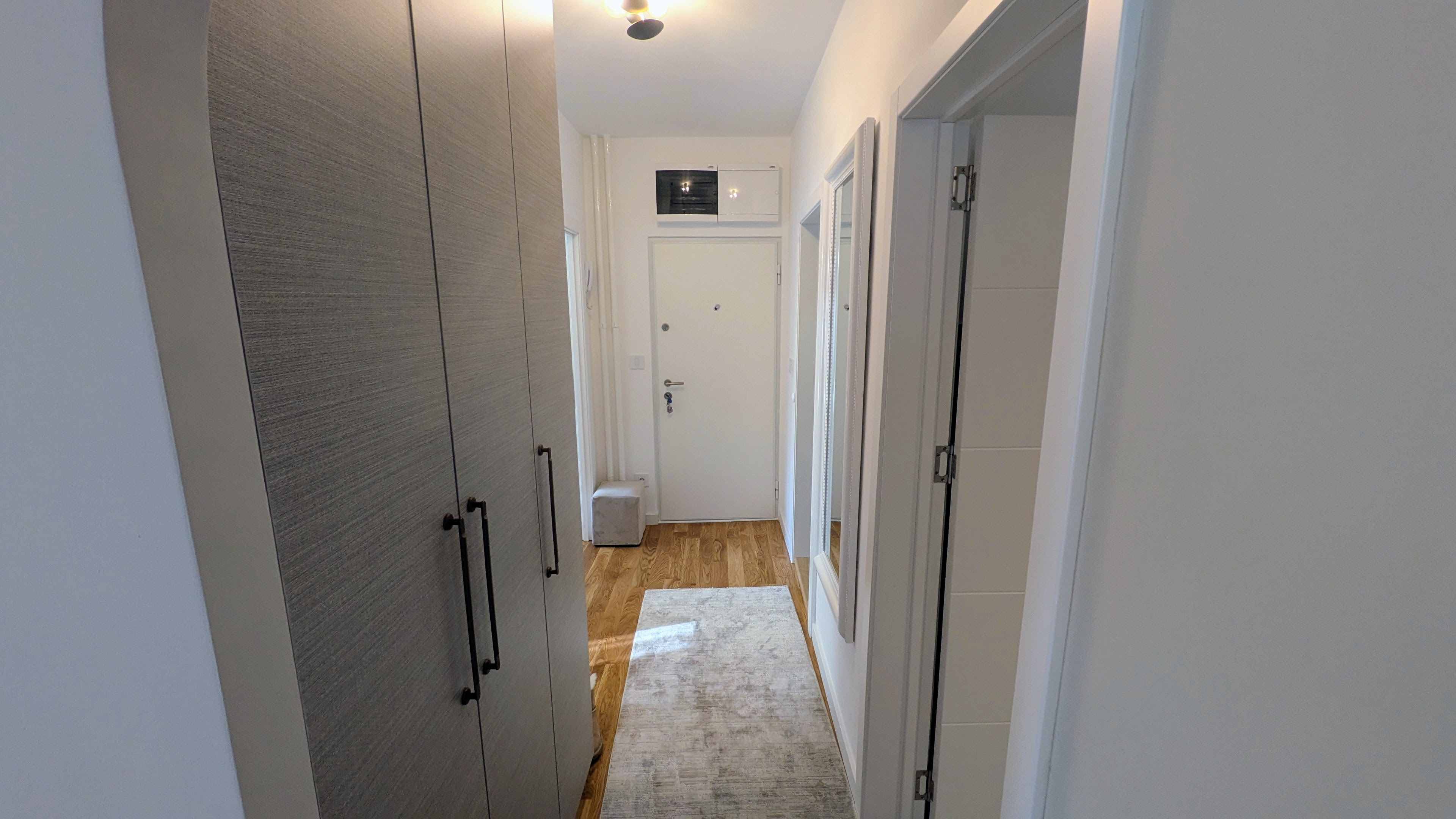 Rekonstrukcija stana: renoviranje i adaptacija stana na Miljakovcu