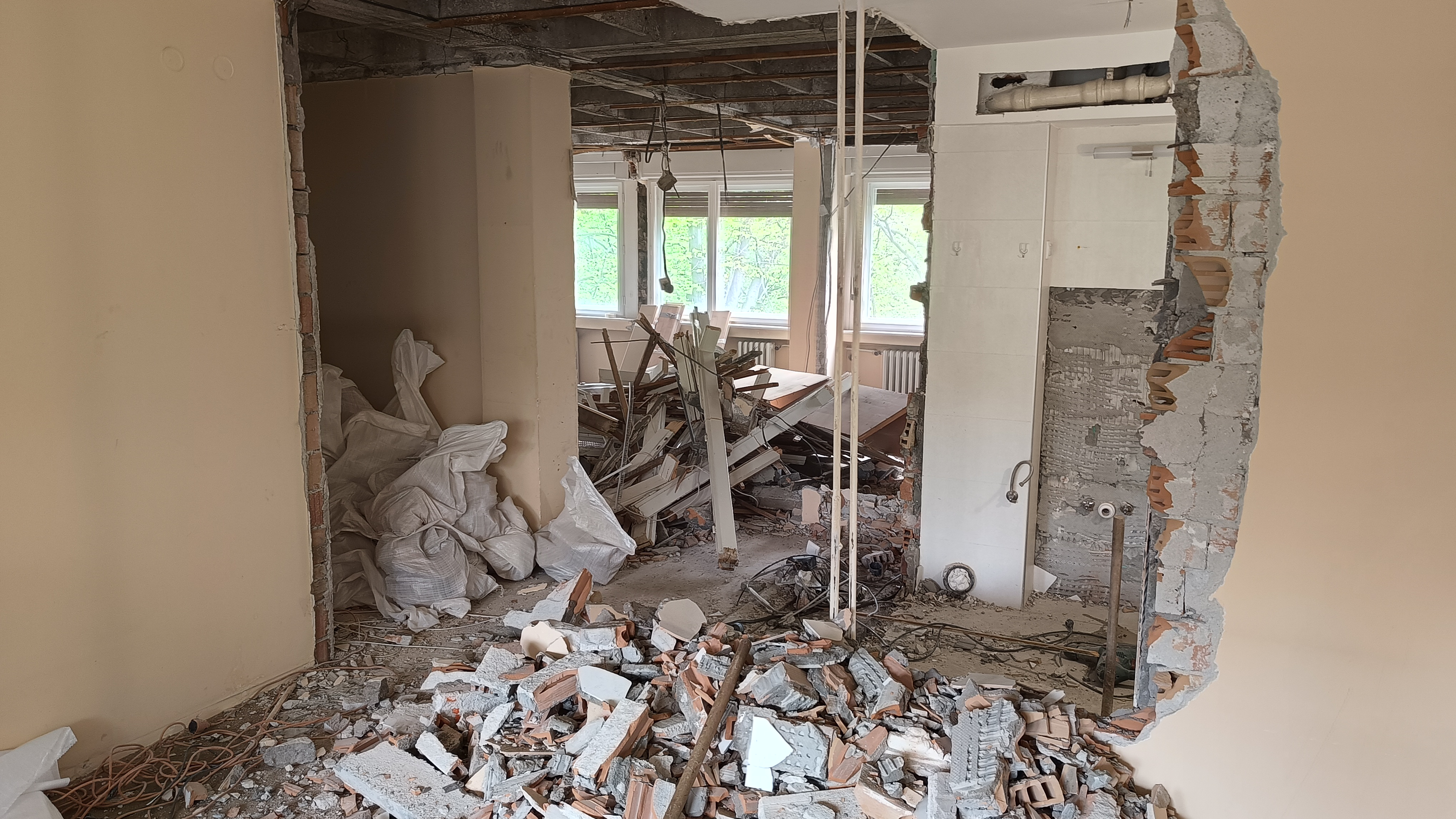 Rekonstrukcija stana: renoviranje i adaptacija stana u Narodnih heroja