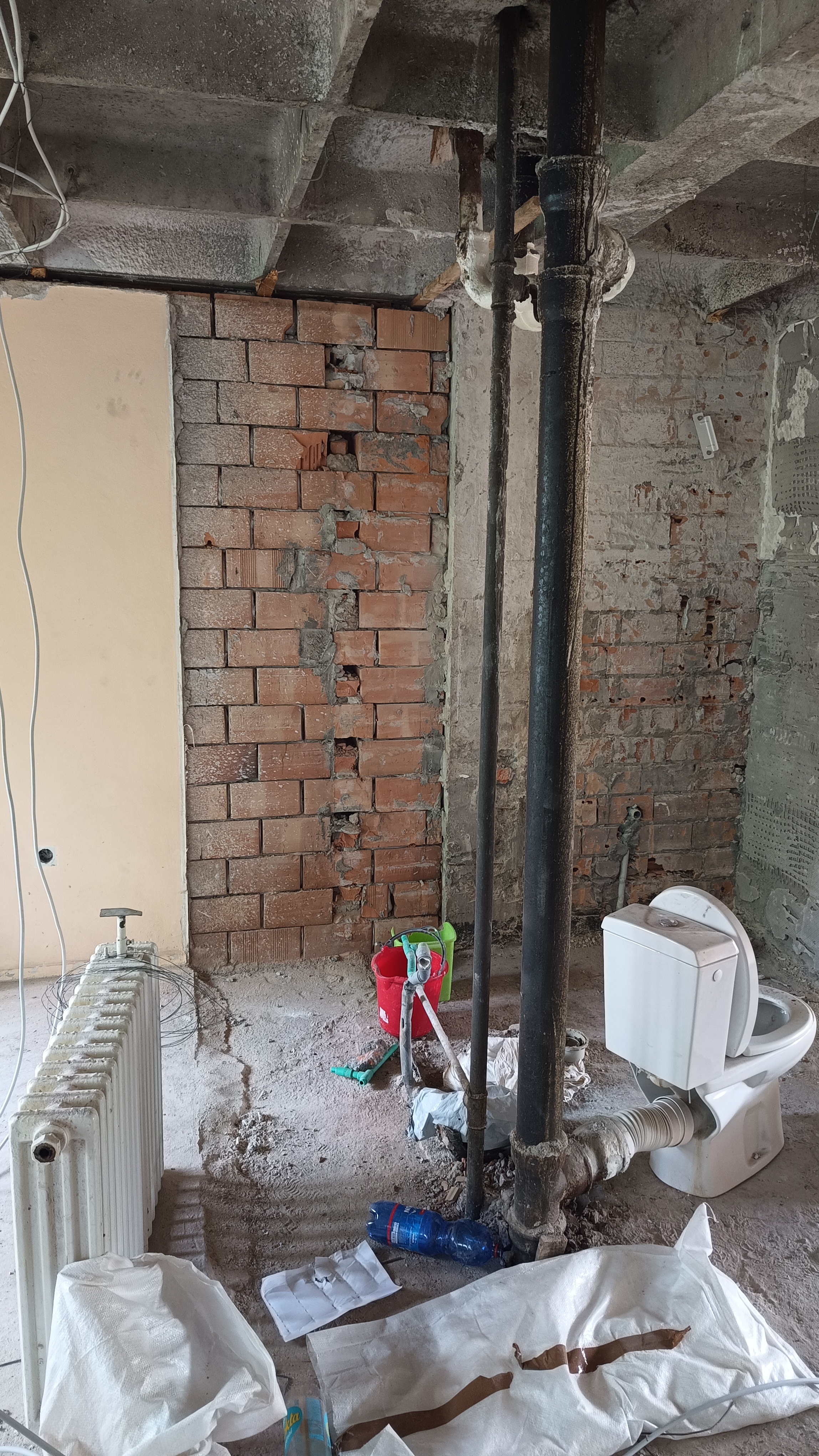 Rekonstrukcija stana na Miljakovcu - rekonstrukcija kupatila i funkcionalna reorganizacija prostora