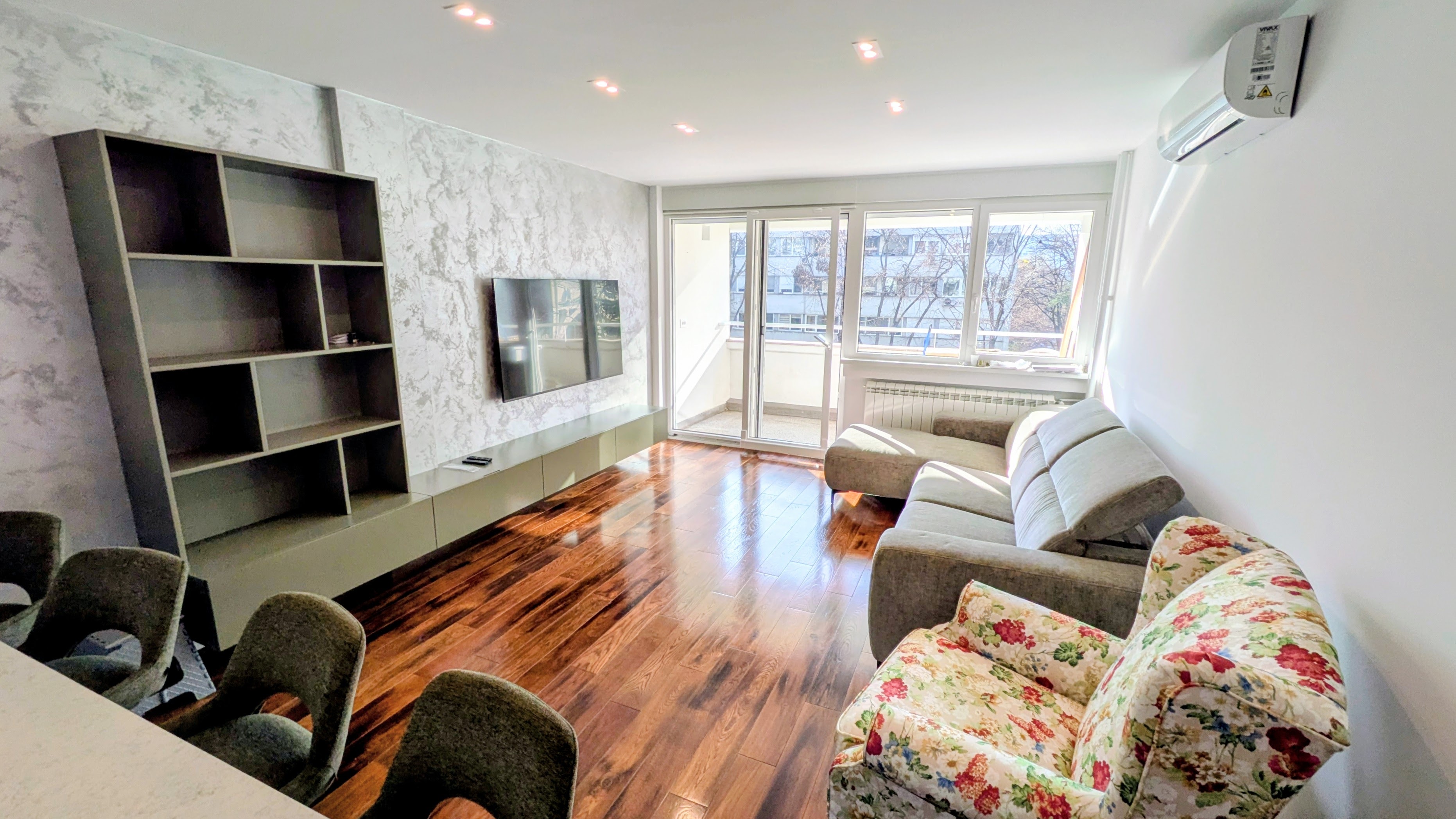 Renoviranje i adaptacija stana u bloku 22, u Beogradu - Etherba