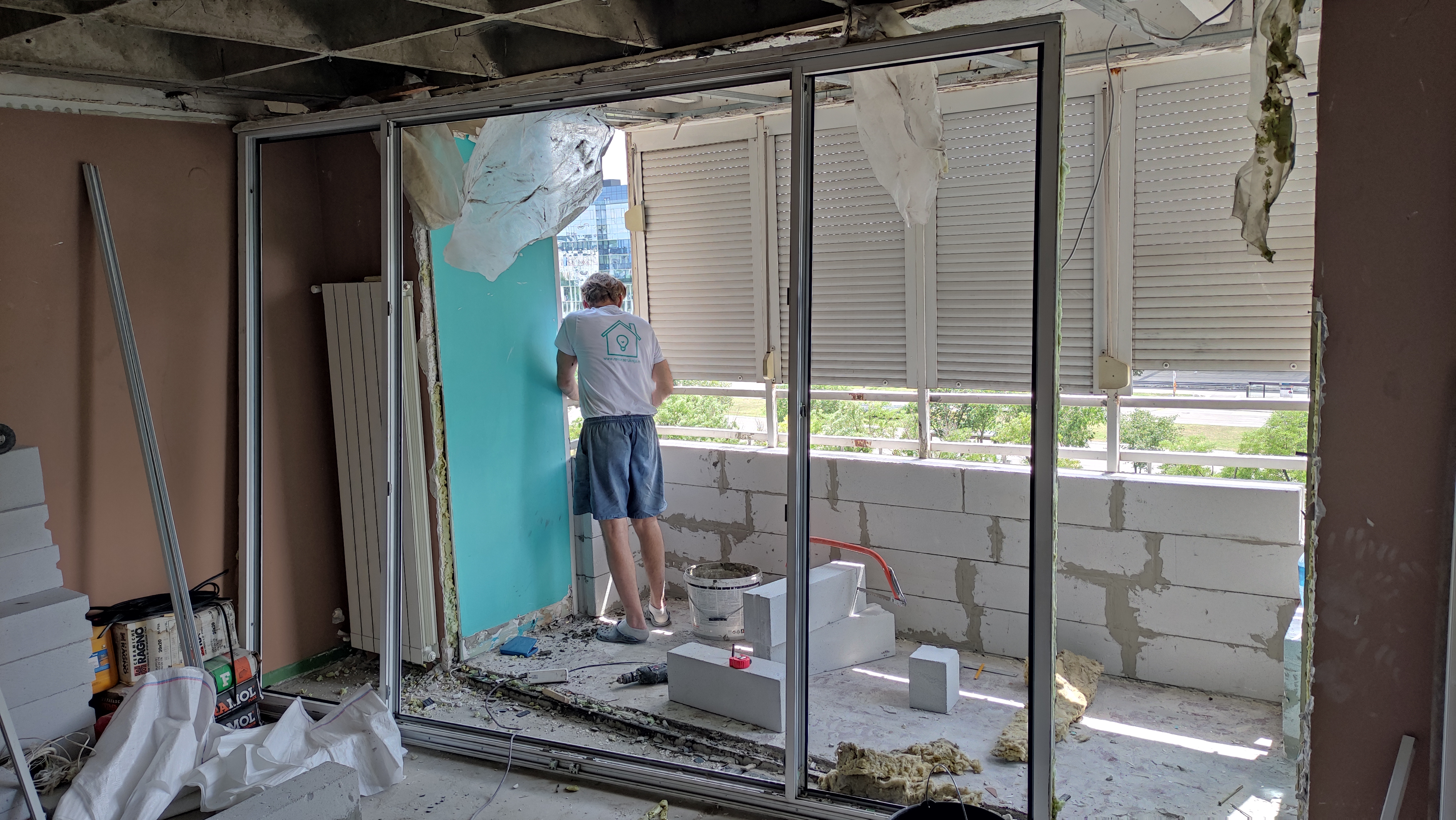 Rekonstrukcija stana: renoviranje i adaptacija stana u Beogradu